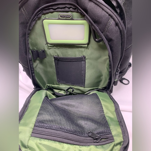 Targus Spruce Ecosmart Checkpoint Friendly Backpack - Picture 10 of 12